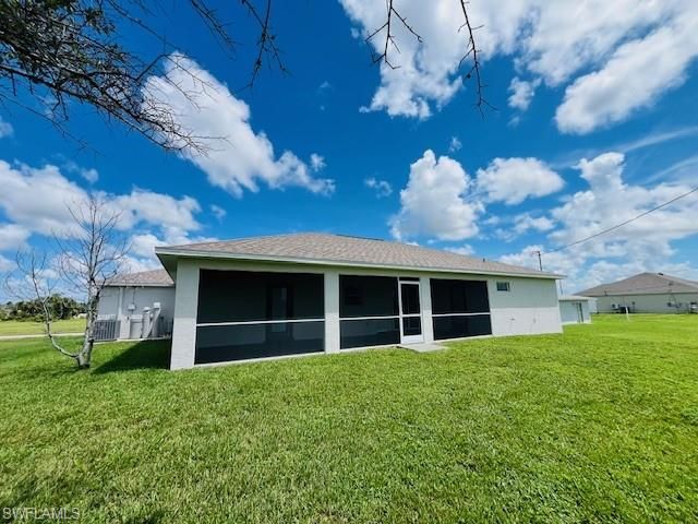 1726 NE 17th TER, Cape Coral, FL 33909