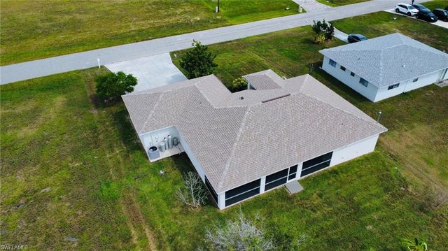 1726 NE 17th TER, Cape Coral, FL 33909