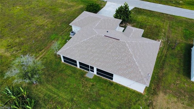 1726 NE 17th TER, Cape Coral, FL 33909