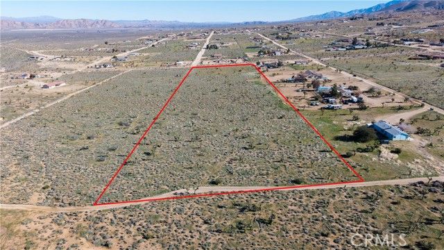 9588 Milpas, Apple Valley, CA 92308