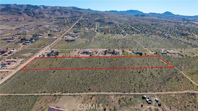 9588 Milpas, Apple Valley, CA 92308