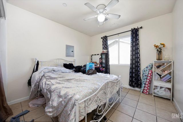 1716 Filson Street, Bakersfield, CA 93307