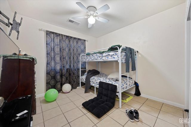 1716 Filson Street, Bakersfield, CA 93307