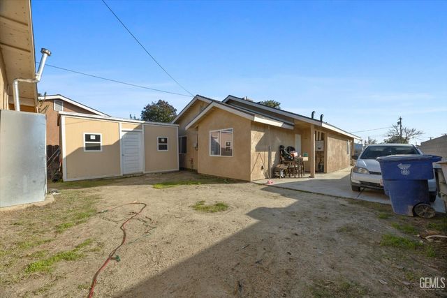 1716 Filson Street, Bakersfield, CA 93307