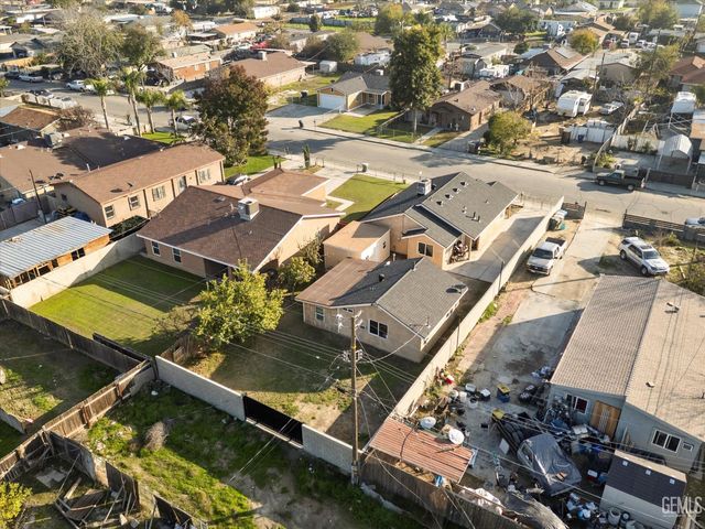 1716 Filson Street, Bakersfield, CA 93307