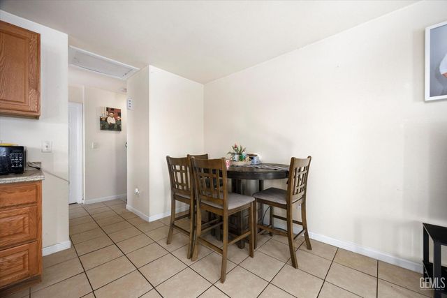 1716 Filson Street, Bakersfield, CA 93307