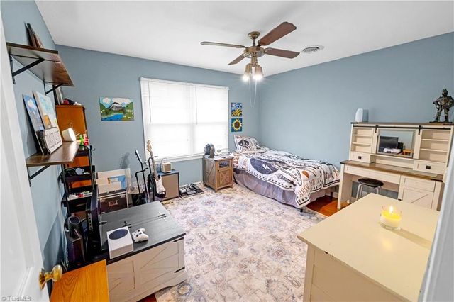 1707 N Main Street C4, Mount Airy, NC 27030