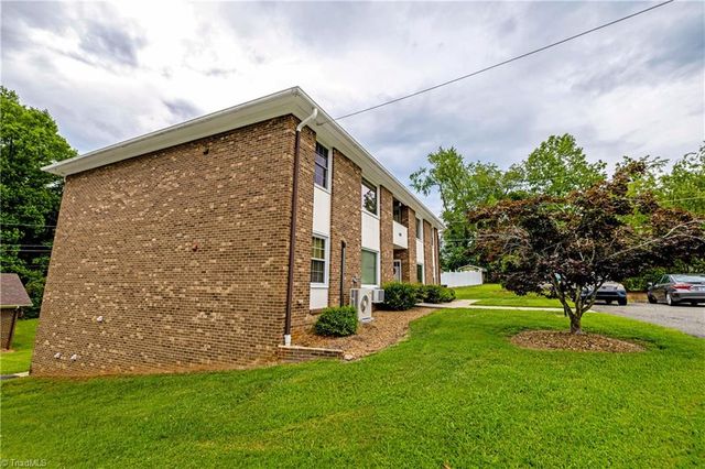 1707 N Main Street C4, Mount Airy, NC 27030