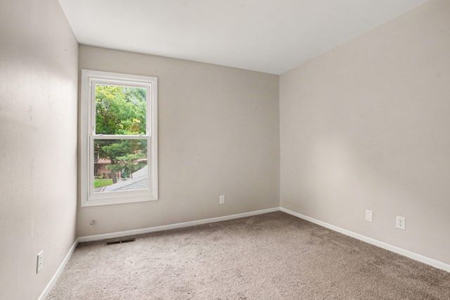 1732 Valleywood Court 2, Portage City, MI 49024