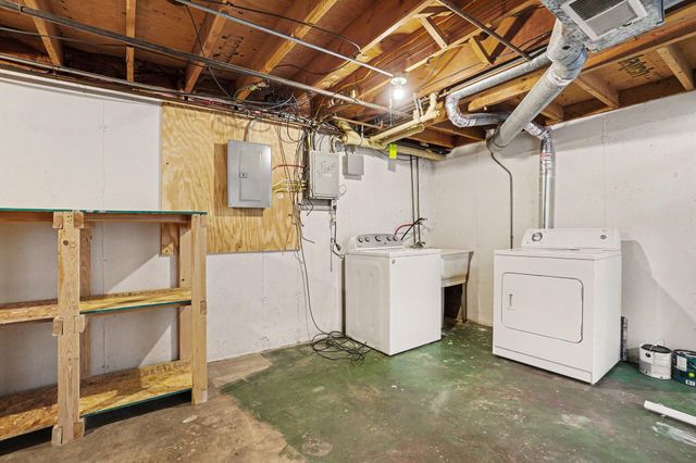1732 Valleywood Court 2, Portage City, MI 49024