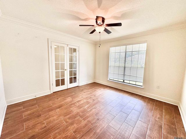 5016 Five Forks Dr, Baton Rouge, LA 70817