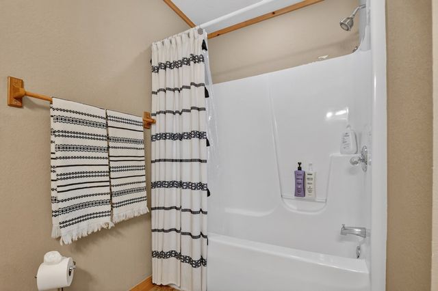 195 Trina Lane, Blue Ridge, GA 30513
