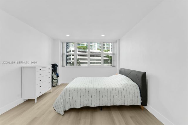 1408 Brickell Bay Dr 518, Miami, FL 33131