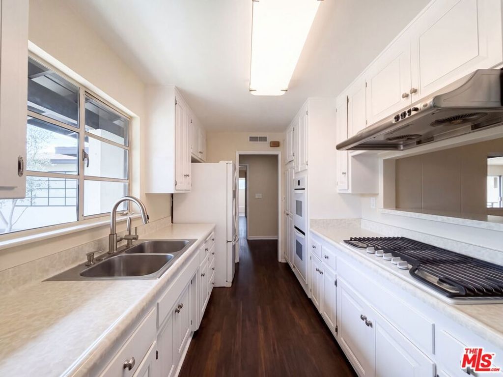 12903 Wingo Street, Pacoima, CA 91331 — photo 2