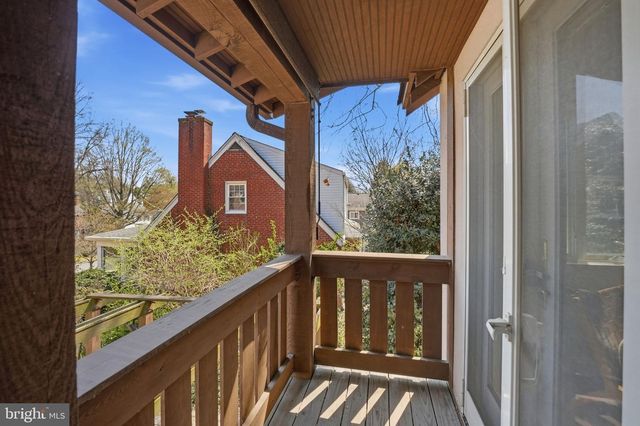 5600 16TH ST N, Arlington, VA 22205