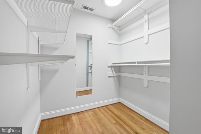 5600 16TH ST N, Arlington, VA 22205