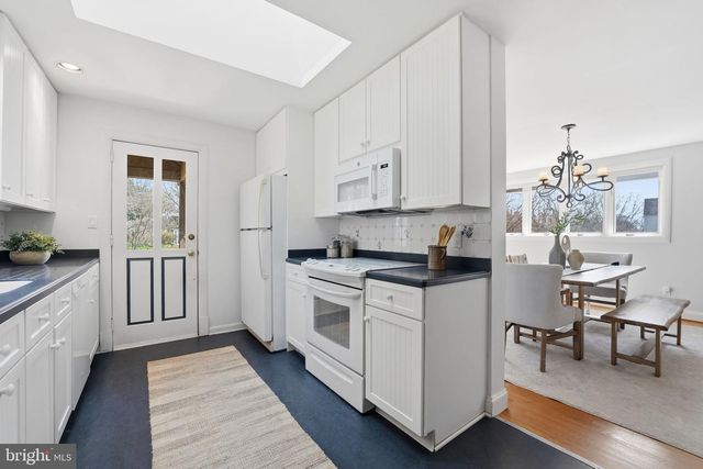 5600 16TH ST N, Arlington, VA 22205