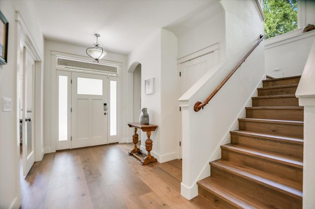 2707 La Mesa DR, Austin, TX 78704