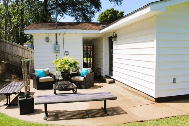 624 Cedar, West Helena, AR 72390