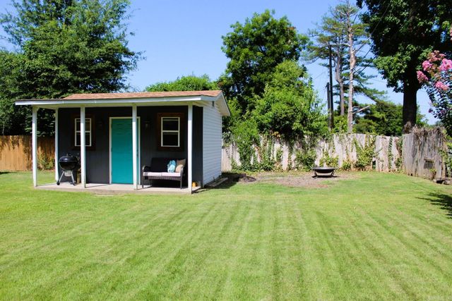 624 Cedar, West Helena, AR 72390