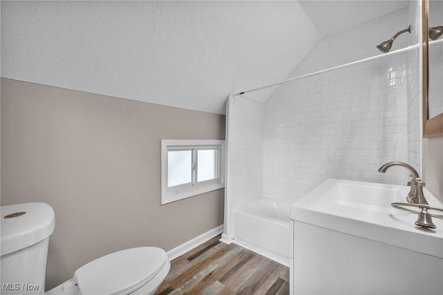 1202 Oberlin Avenue, Lorain, OH 44052