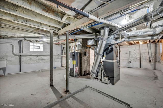 1202 Oberlin Avenue, Lorain, OH 44052