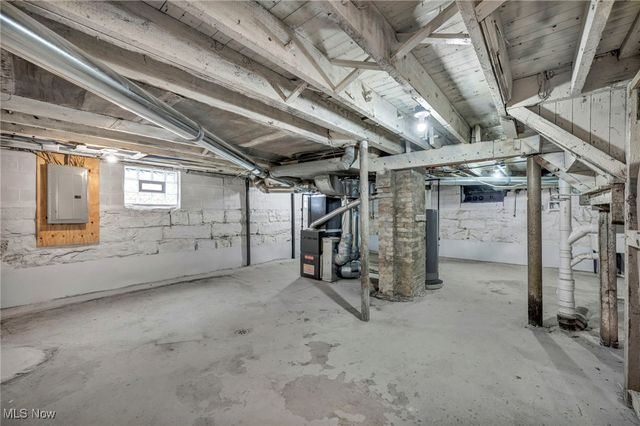 1202 Oberlin Avenue, Lorain, OH 44052