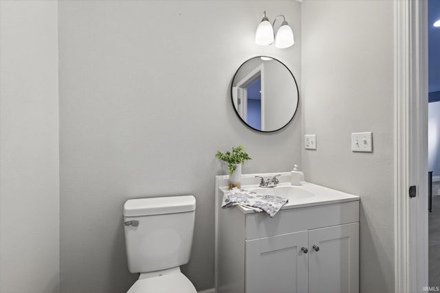 178 SE 7th Street, Linton, IN 47441