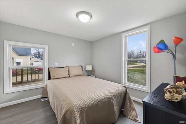 178 SE 7th Street, Linton, IN 47441