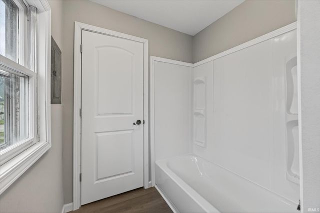 178 SE 7th Street, Linton, IN 47441