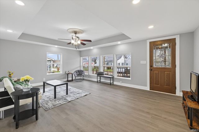 178 SE 7th Street, Linton, IN 47441