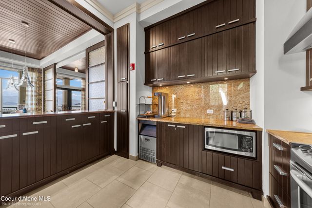 702 Sandpoint AVE, UNIT 7306, Sandpoint, ID 83864