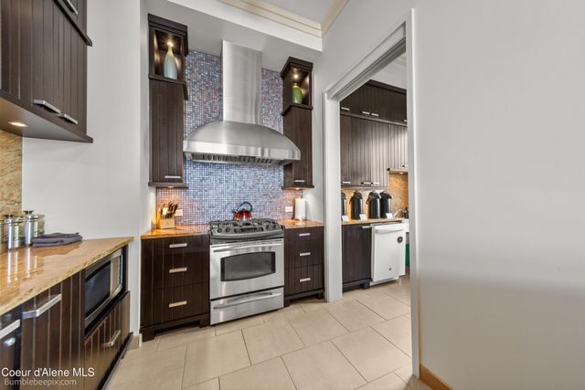 702 Sandpoint AVE, UNIT 7306, Sandpoint, ID 83864