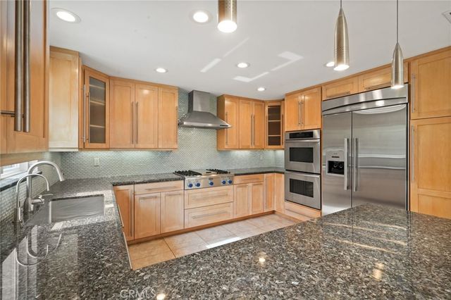 6215 Hesperia Avenue, Encino, CA 91316