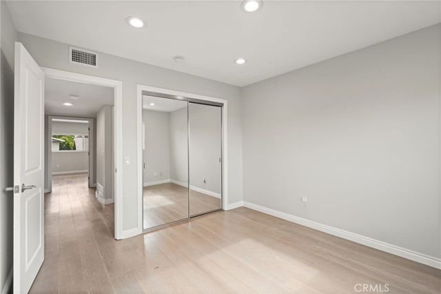 6215 Hesperia Avenue, Encino, CA 91316