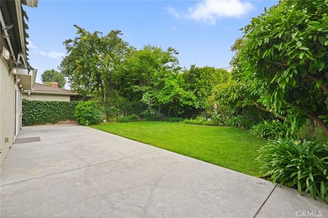 6215 Hesperia Avenue, Encino, CA 91316