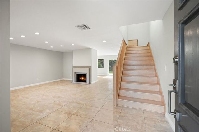 6215 Hesperia Avenue, Encino, CA 91316