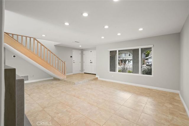 6215 Hesperia Avenue, Encino, CA 91316