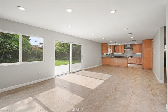 6215 Hesperia Avenue, Encino, CA 91316