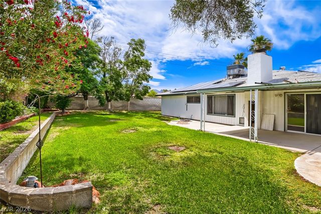 8241 Stapleton Avenue, Las Vegas, NV 89145