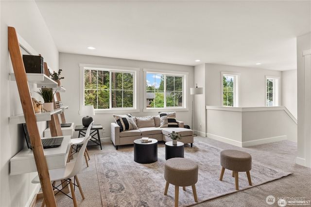 1409 60th Avenue NE, Tacoma, WA 98422