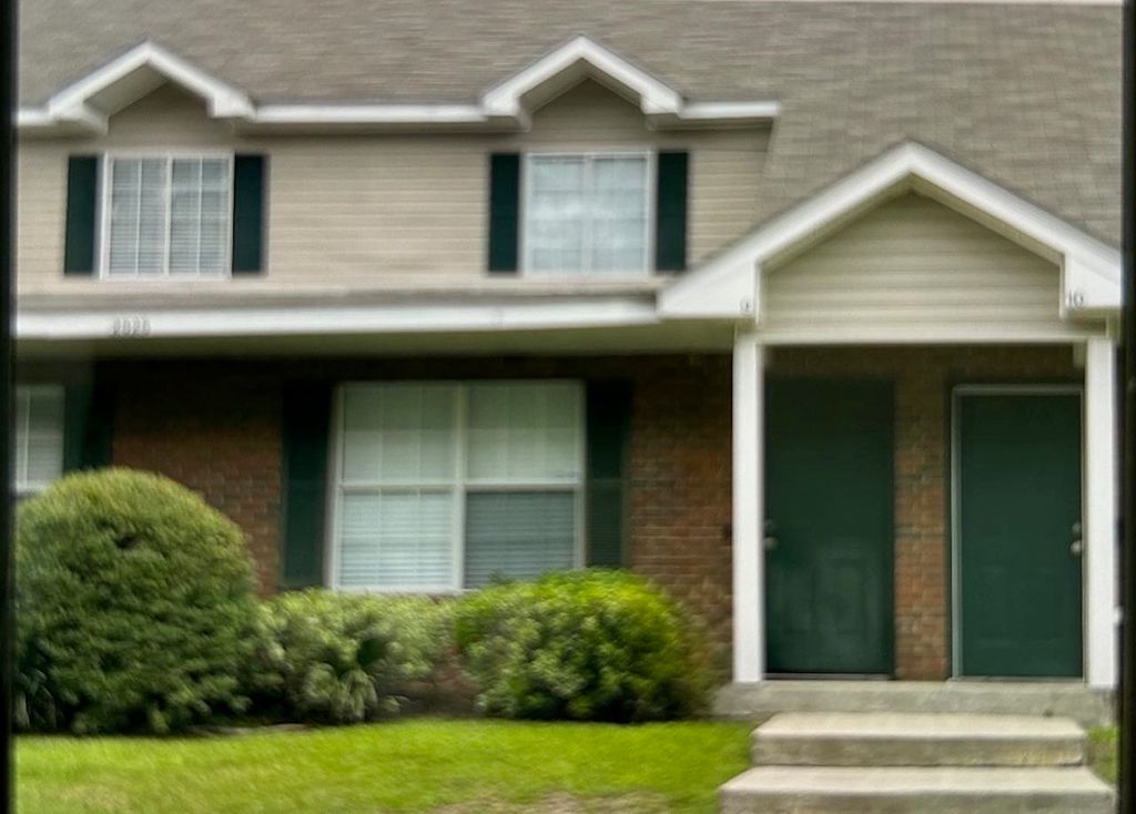 2525 Hartsfield Rd Apt 9, Tallahassee, FL 32303