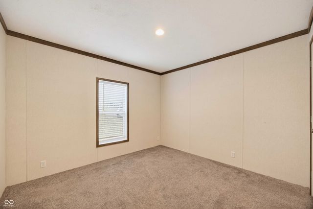 142 Heartland Street, Bedford, IN 47421