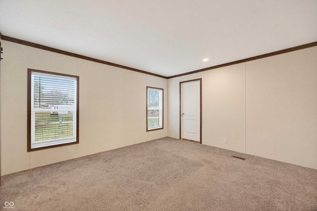 142 Heartland Street, Bedford, IN 47421