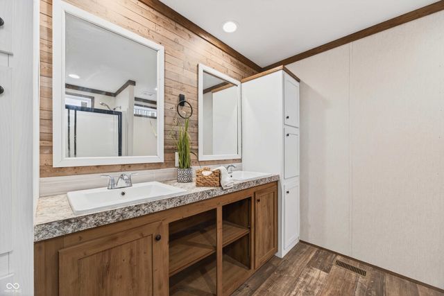 142 Heartland Street, Bedford, IN 47421