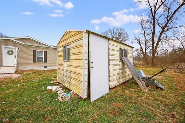 142 Heartland Street, Bedford, IN 47421