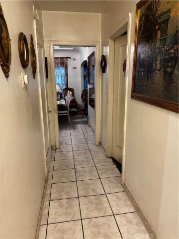 8453 Cypress, South Gate, CA 90280