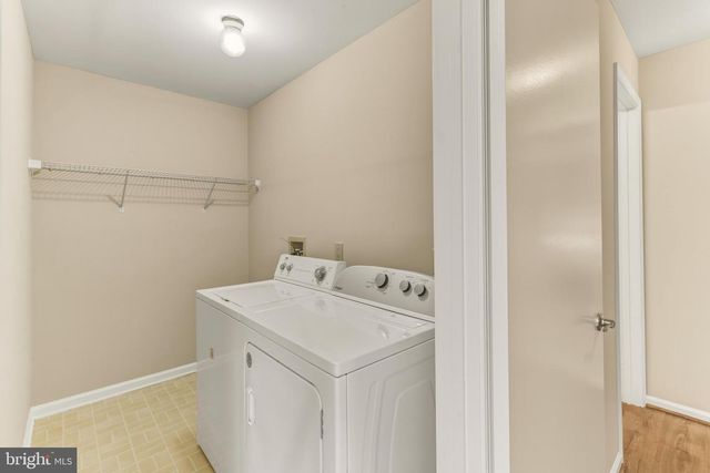 302-B WHARTON RD, Mount Laurel, NJ 08054