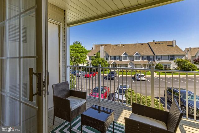 302-B WHARTON RD, Mount Laurel, NJ 08054