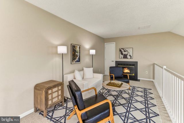 302-B WHARTON RD, Mount Laurel, NJ 08054